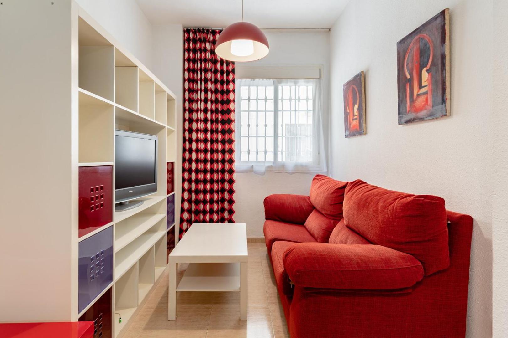Guestready - Bella Casa En La Plaza De La Merced Малага Экстерьер фото