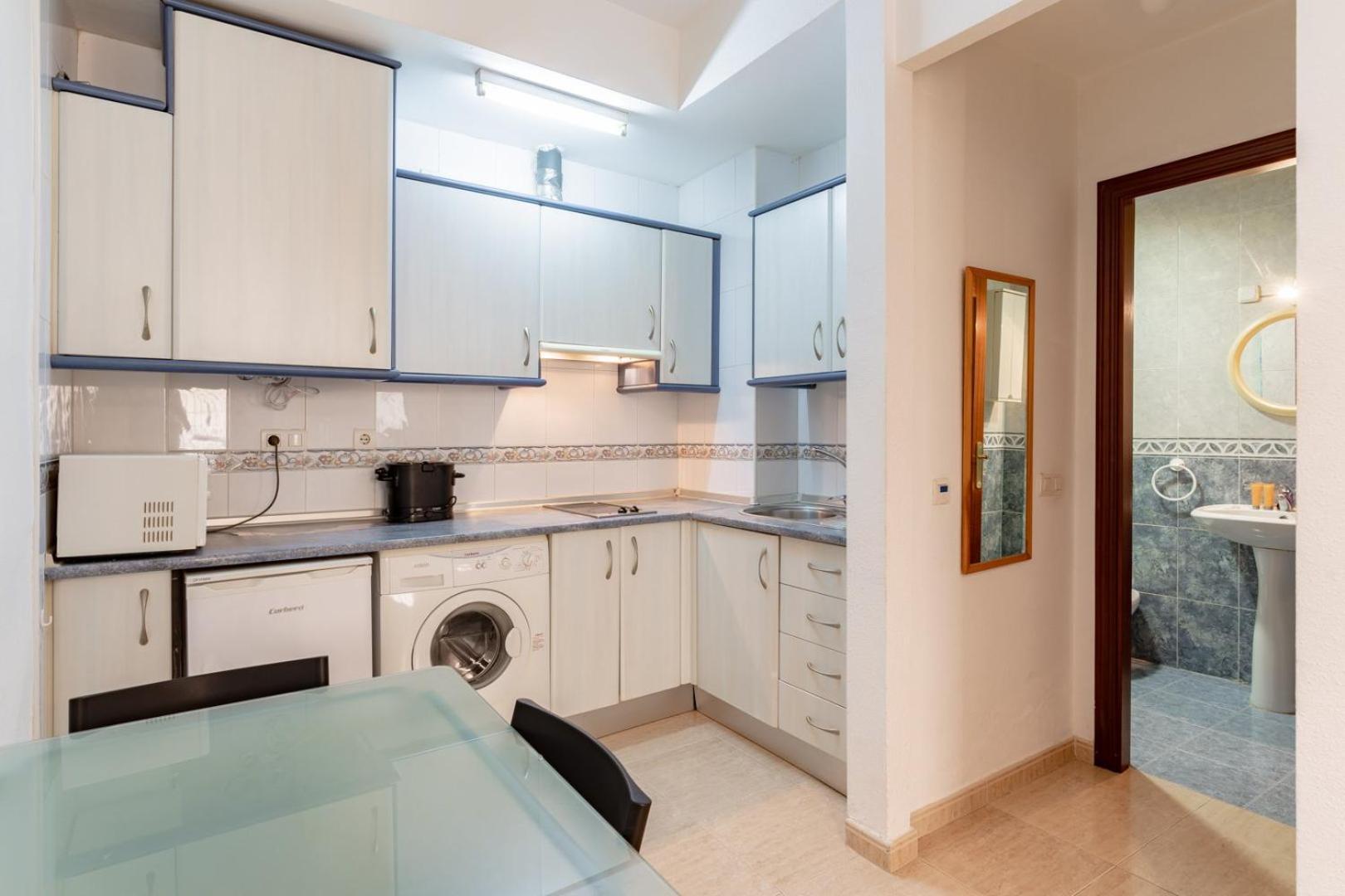 Guestready - Bella Casa En La Plaza De La Merced Малага Экстерьер фото