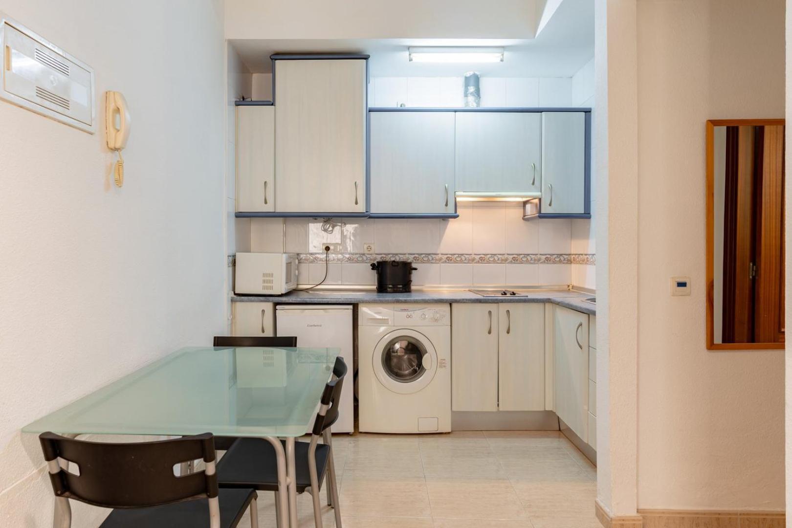 Guestready - Bella Casa En La Plaza De La Merced Малага Экстерьер фото